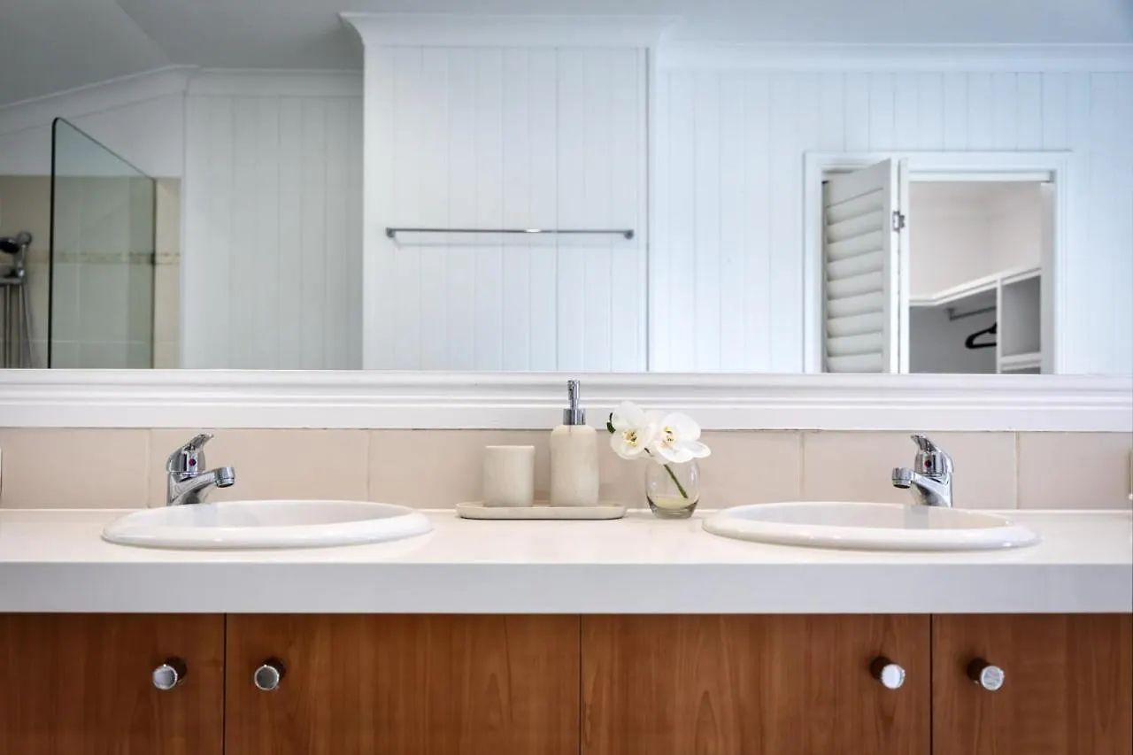 Holiday home Bilinga Beachfront House Gold Coast Australia