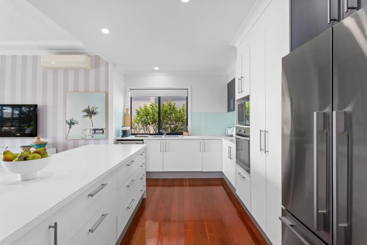 Bilinga Beachfront House Gold Coast Holiday home