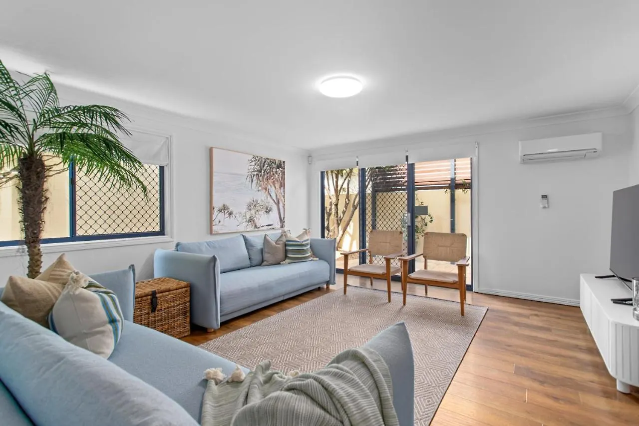 Holiday home Bilinga Beachfront House Gold Coast
