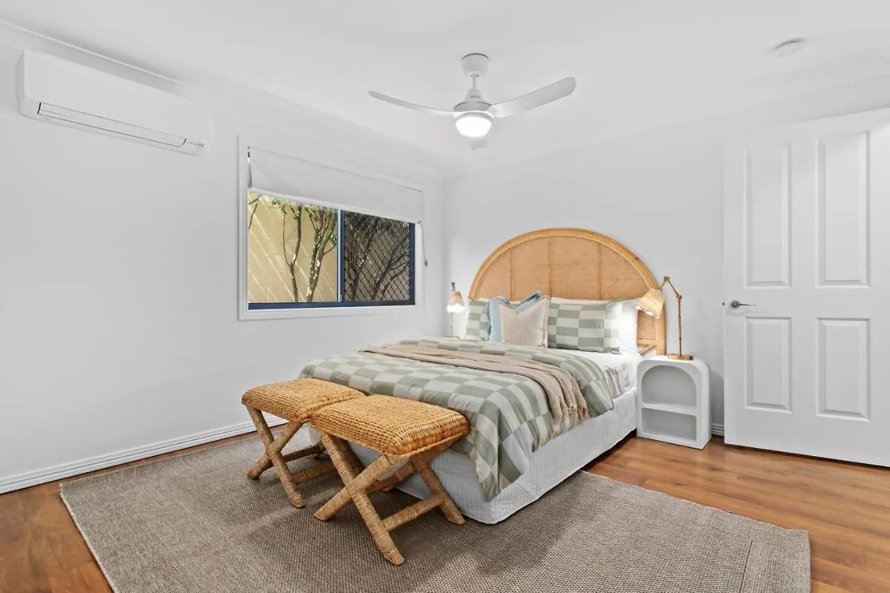 Bilinga Beachfront House Gold Coast 0*,